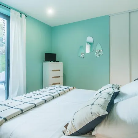 Cote Ouest Avec Jacuzzi Privatif * Sarlat-la-Canéda